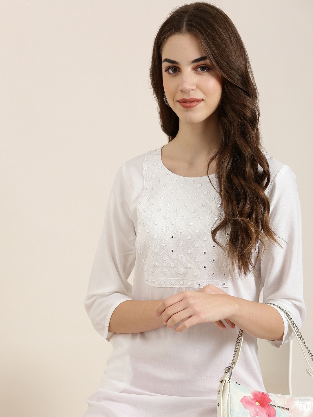 

SHOWOFF Floral Embroidered Mirror Work Straight Kurta, Off white