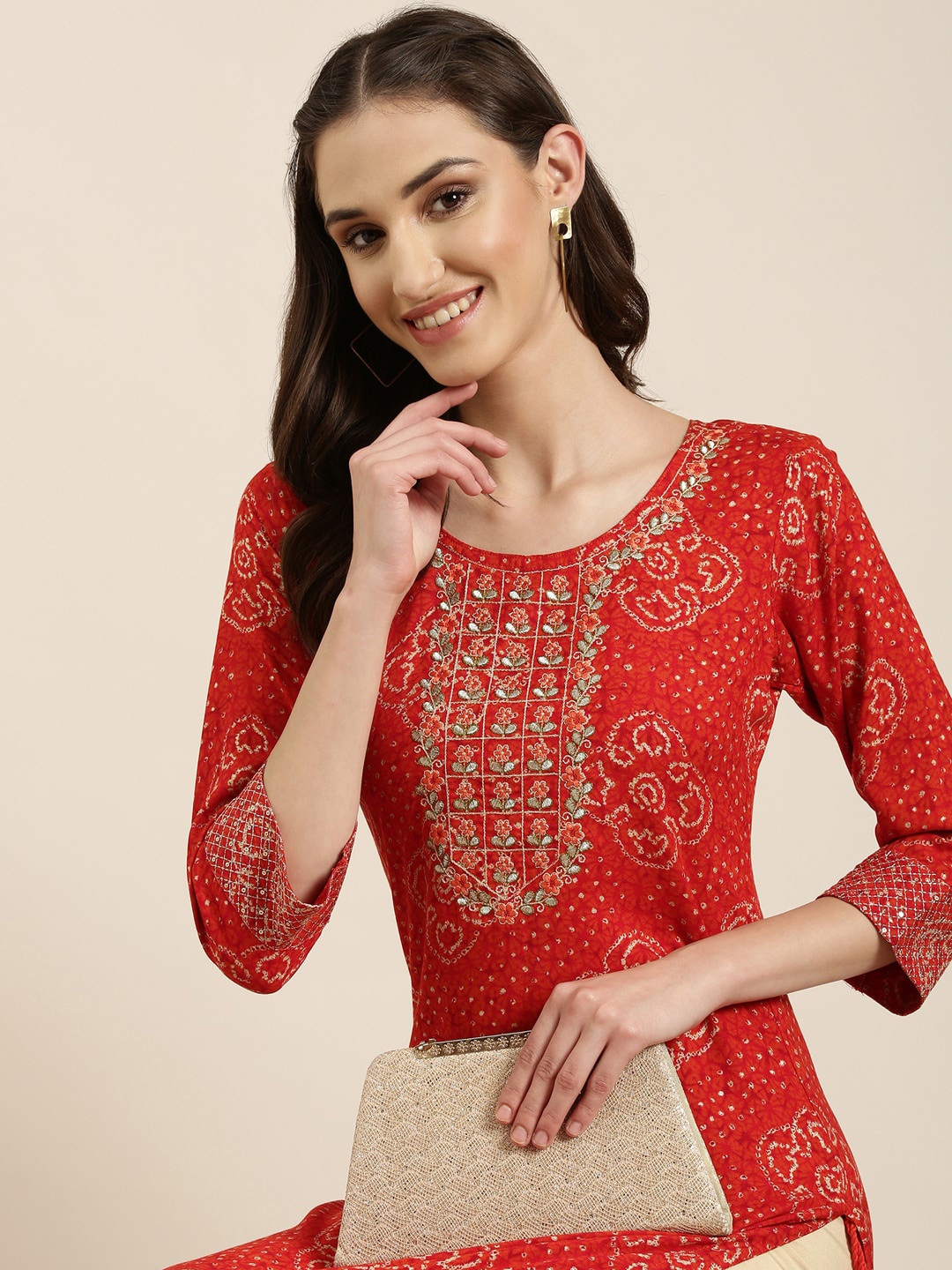 

SHOWOFF Ethnic Motif Printed Thread Work Straight Kurta, Red