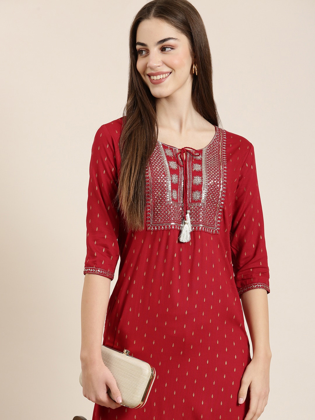 

SHOWOFF Ethnic Motifs Printed Sequinned Kurta, Red