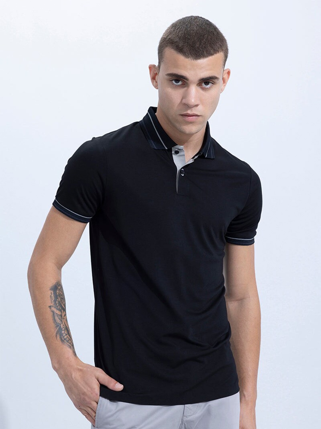 

Snitch Polo Collar Short Sleeves T-shirt, Black