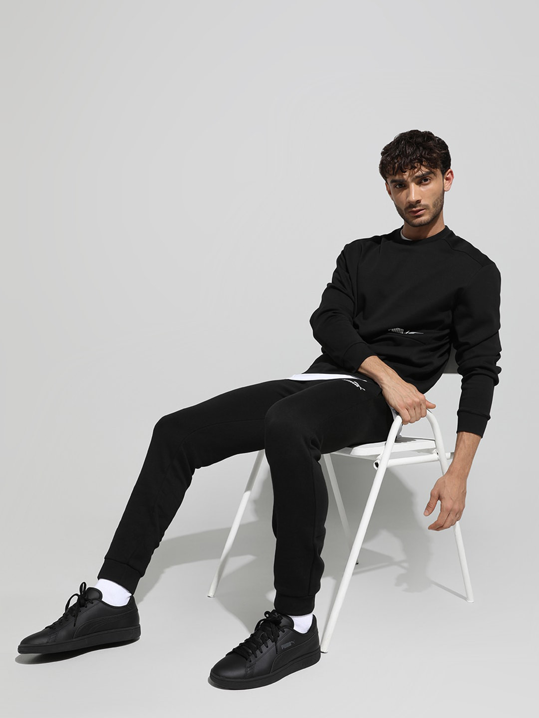 

Puma Men Black Smash v2 Leather Sustainable Sneakers