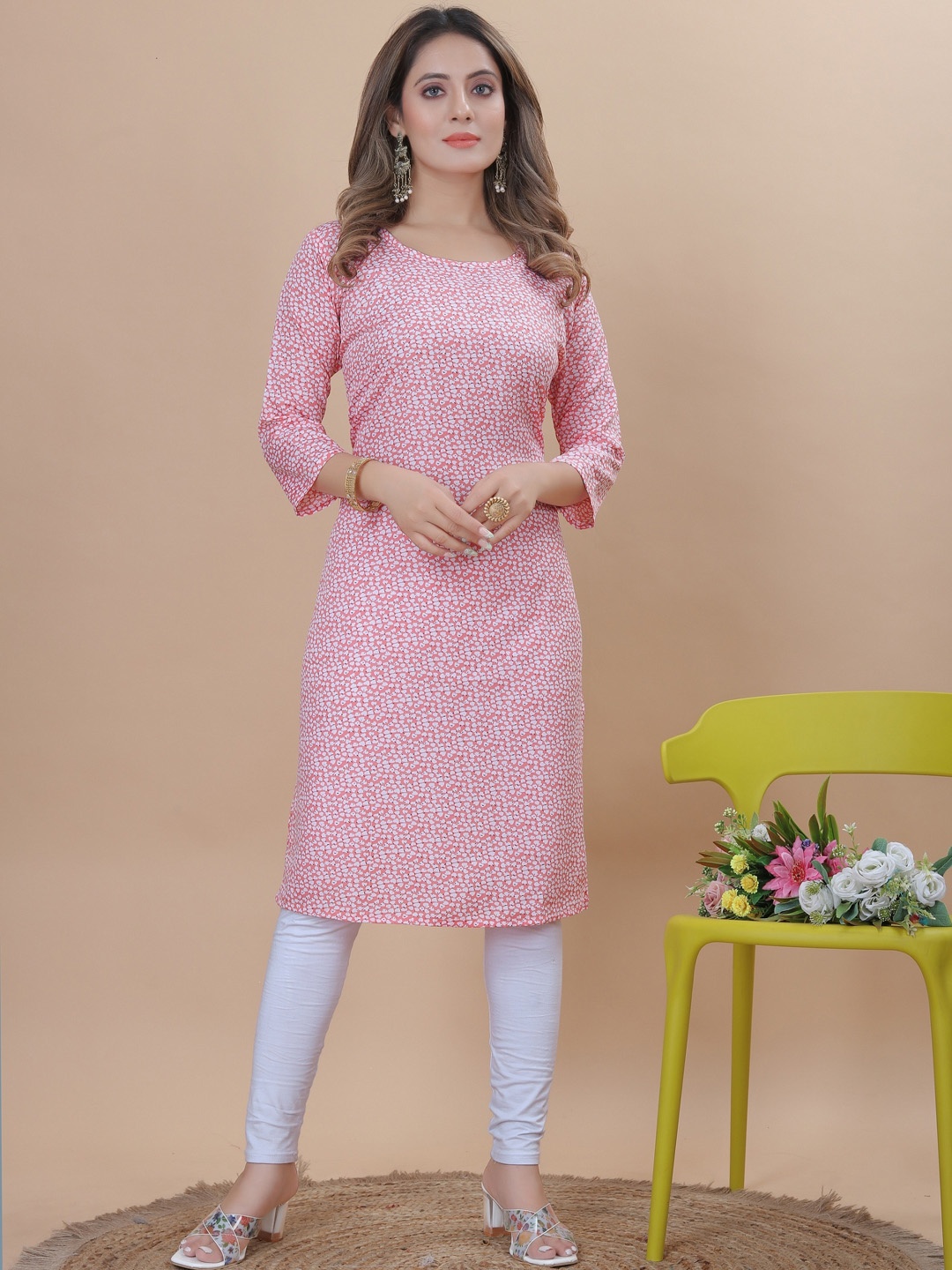 

KALINI Floral Printed Round Neck Kurta, Pink