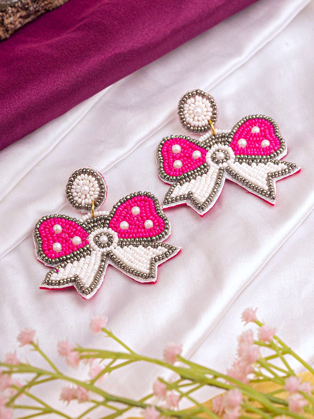 

Crunchy Fashion Beaded Contemporary Drop Earrings, Pink