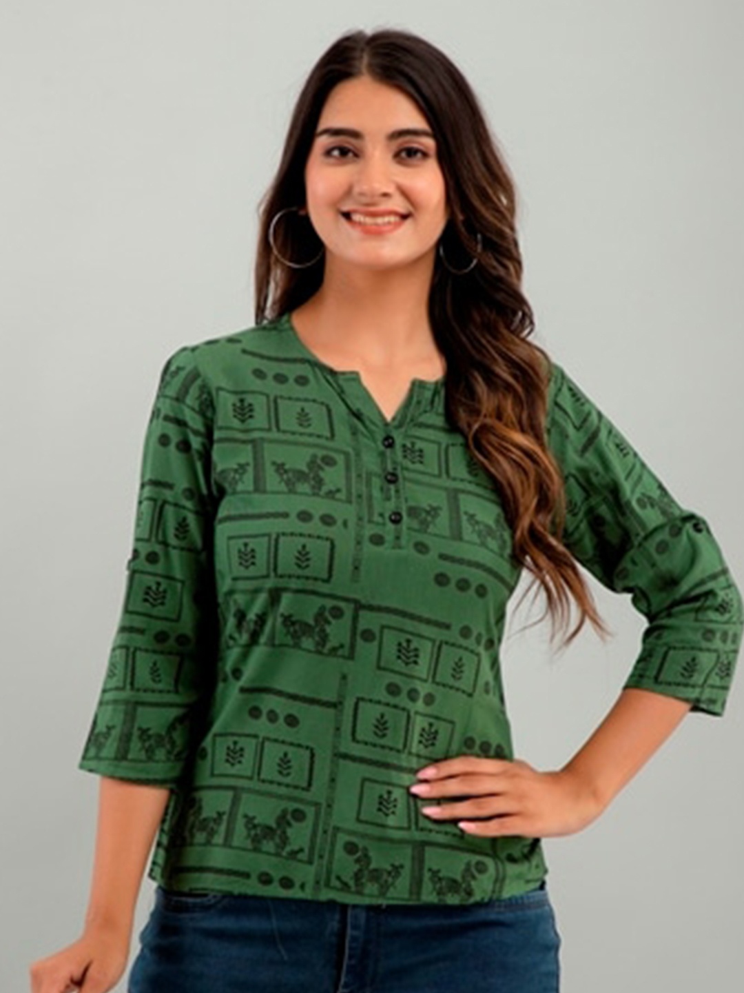 

SVARCHI Ethnic Motifs Printed Regular Top, Green