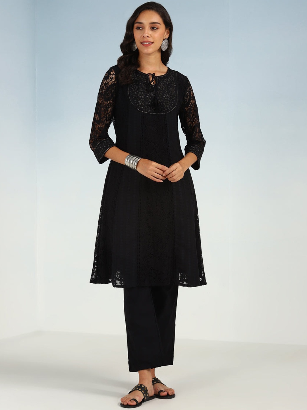 

Lakshita Floral Yoke Design Thread Work A-Line Kurta, Black