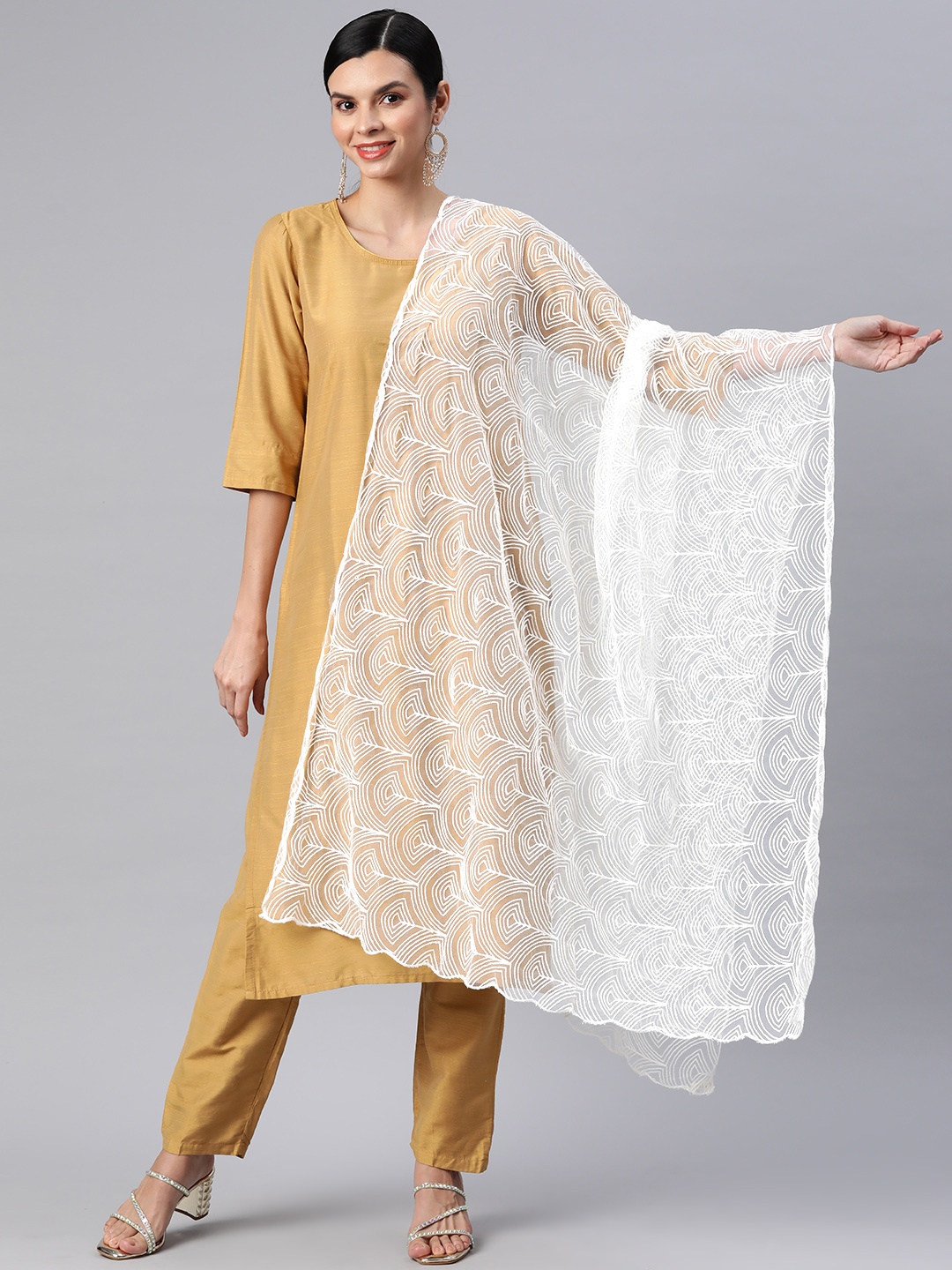 

Rang Gali Embroidered Dupatta with Thread Work, White