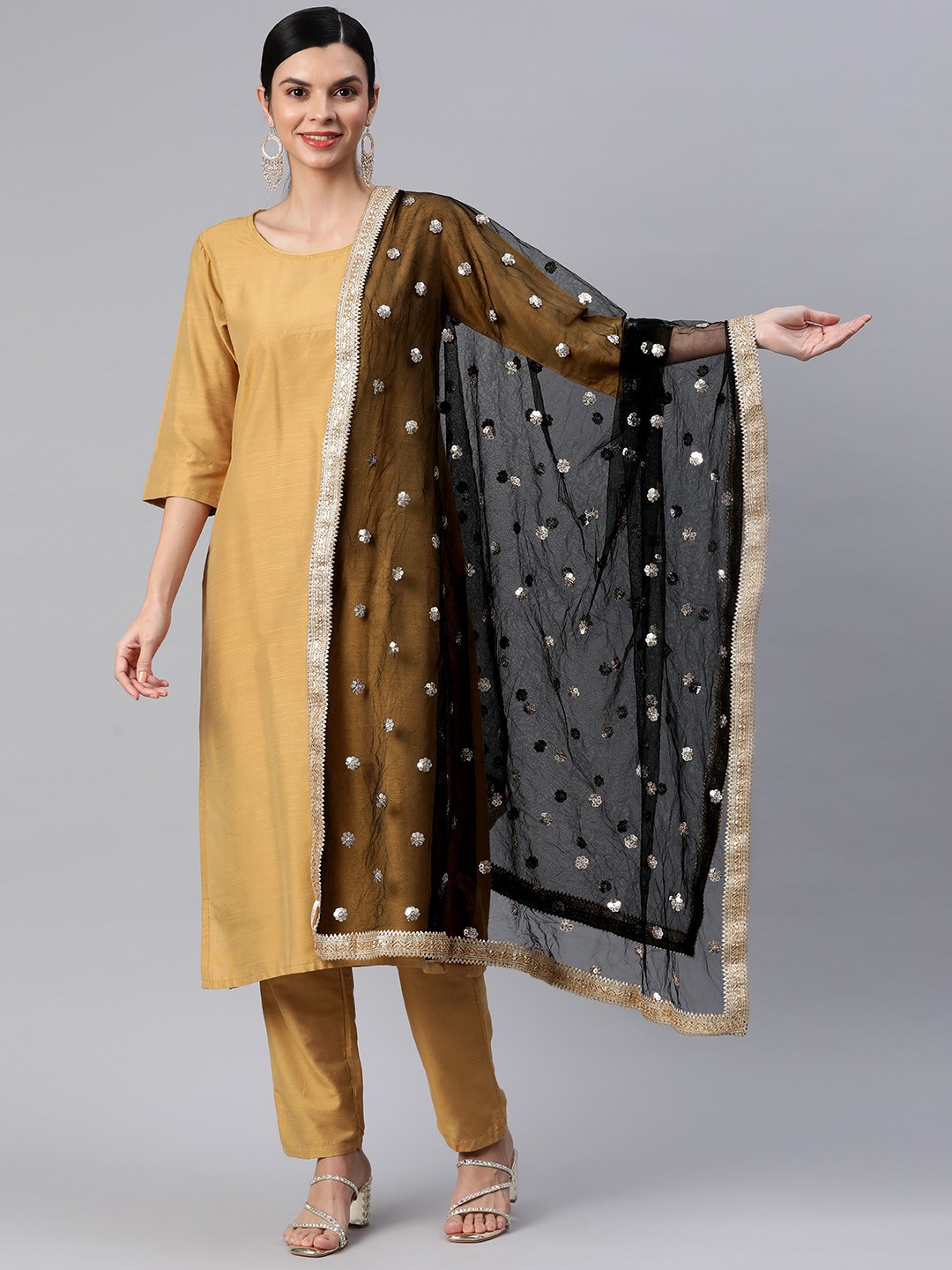 

Rang Gali Floral Embroidered Dupatta with Zardozi, Black