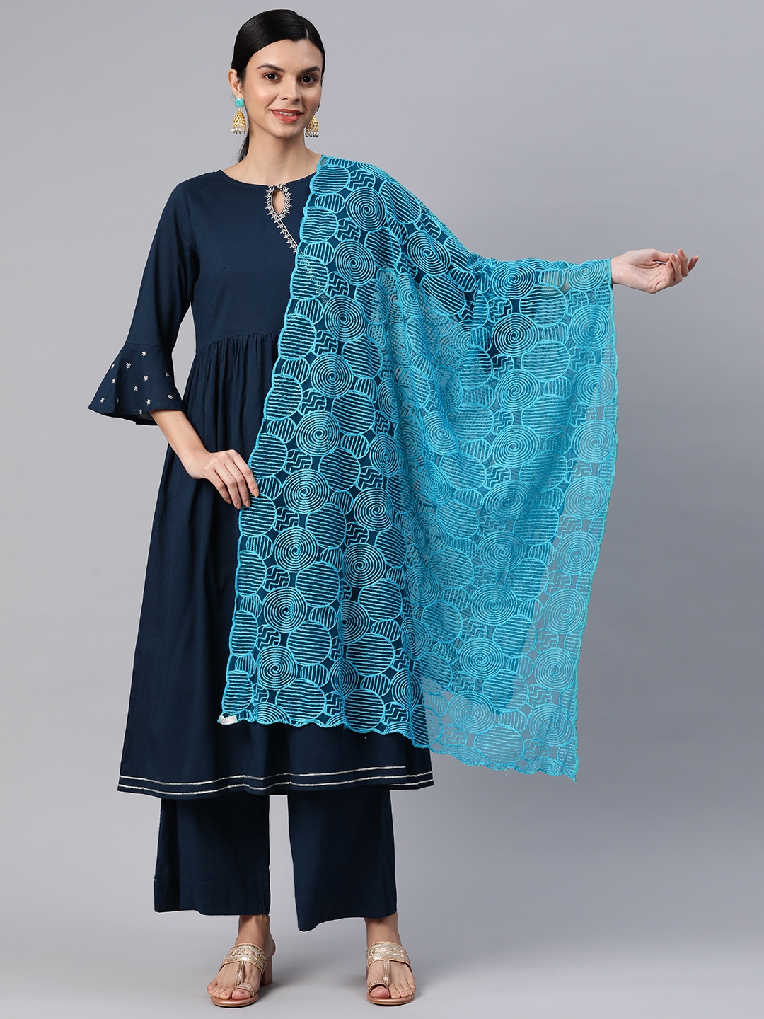 

Rang Gali Embroidered Dupatta with Thread Work, Blue