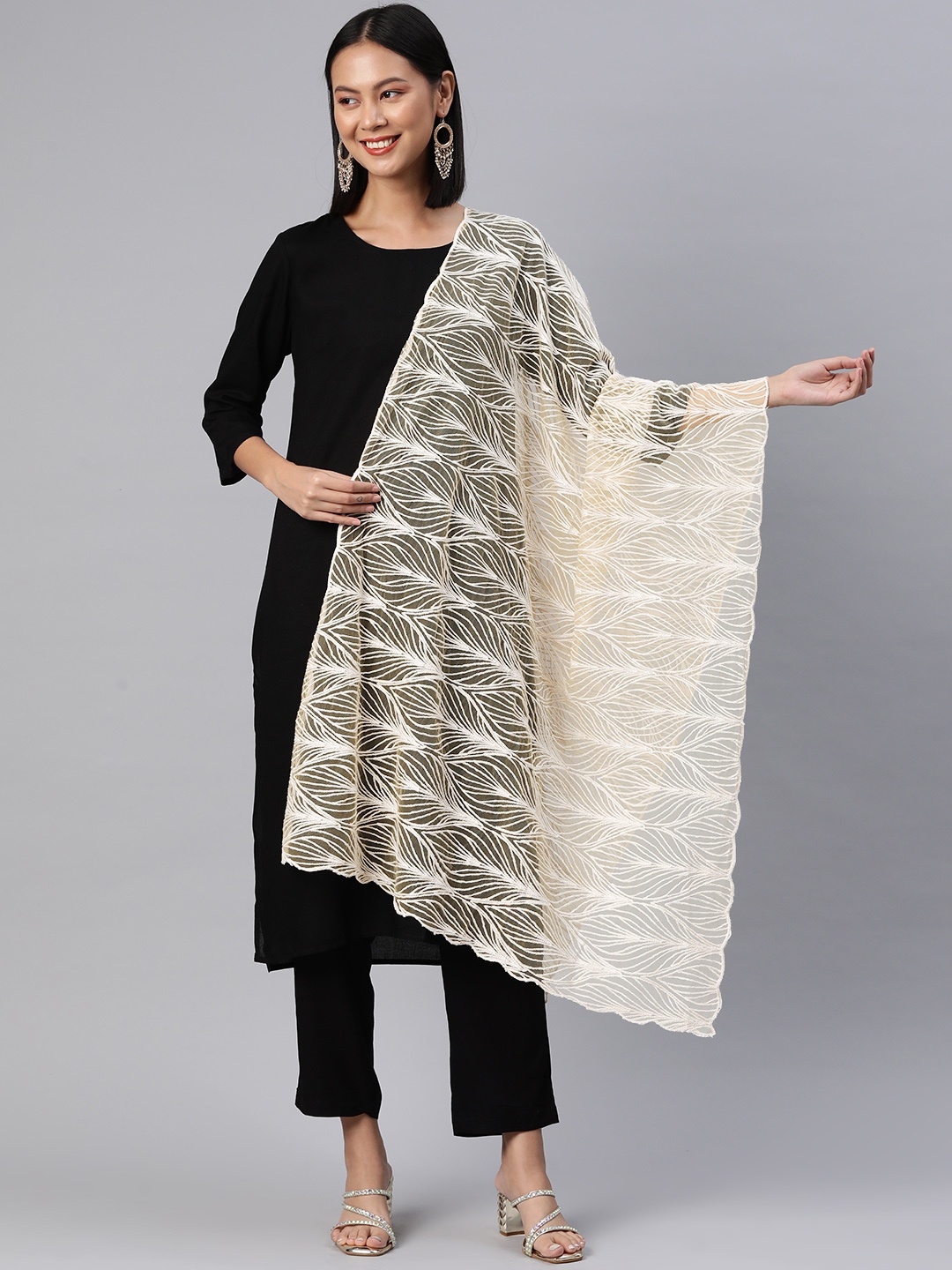

Rang Gali Embroidered Dupatta with Thread Work, Beige