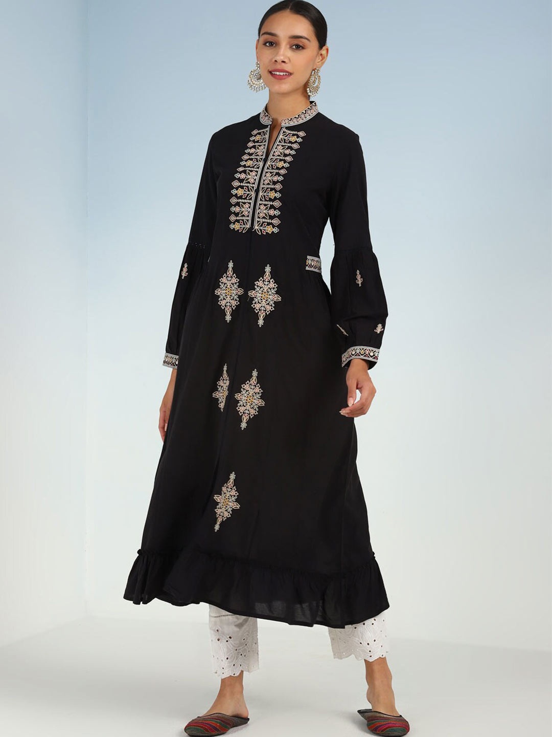 

Lakshita Ethnic Motifs Embroidered Mandarin Collar A-Line Kurta, Black