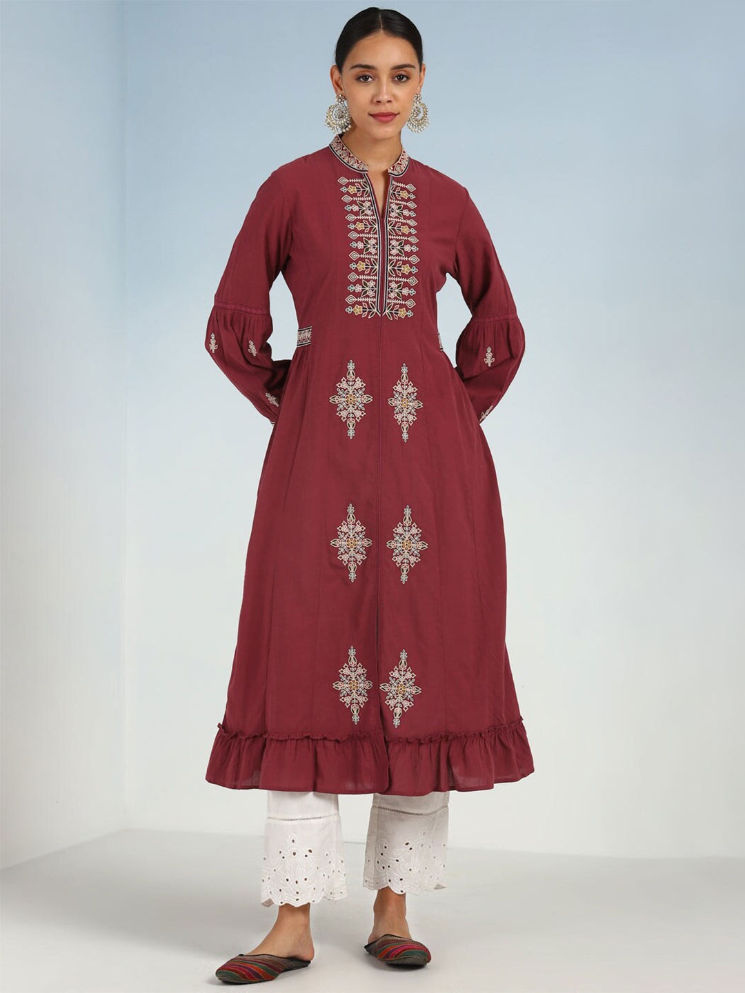 

Lakshita Ethnic Motifs Embroidered Mandarin Collar A-Line Kurta, Maroon