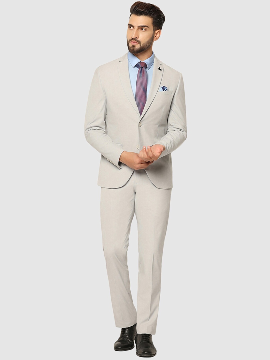 

Blackberrys Slim-Fit Single-Breasted Two-Piece Formal Suit, Grey