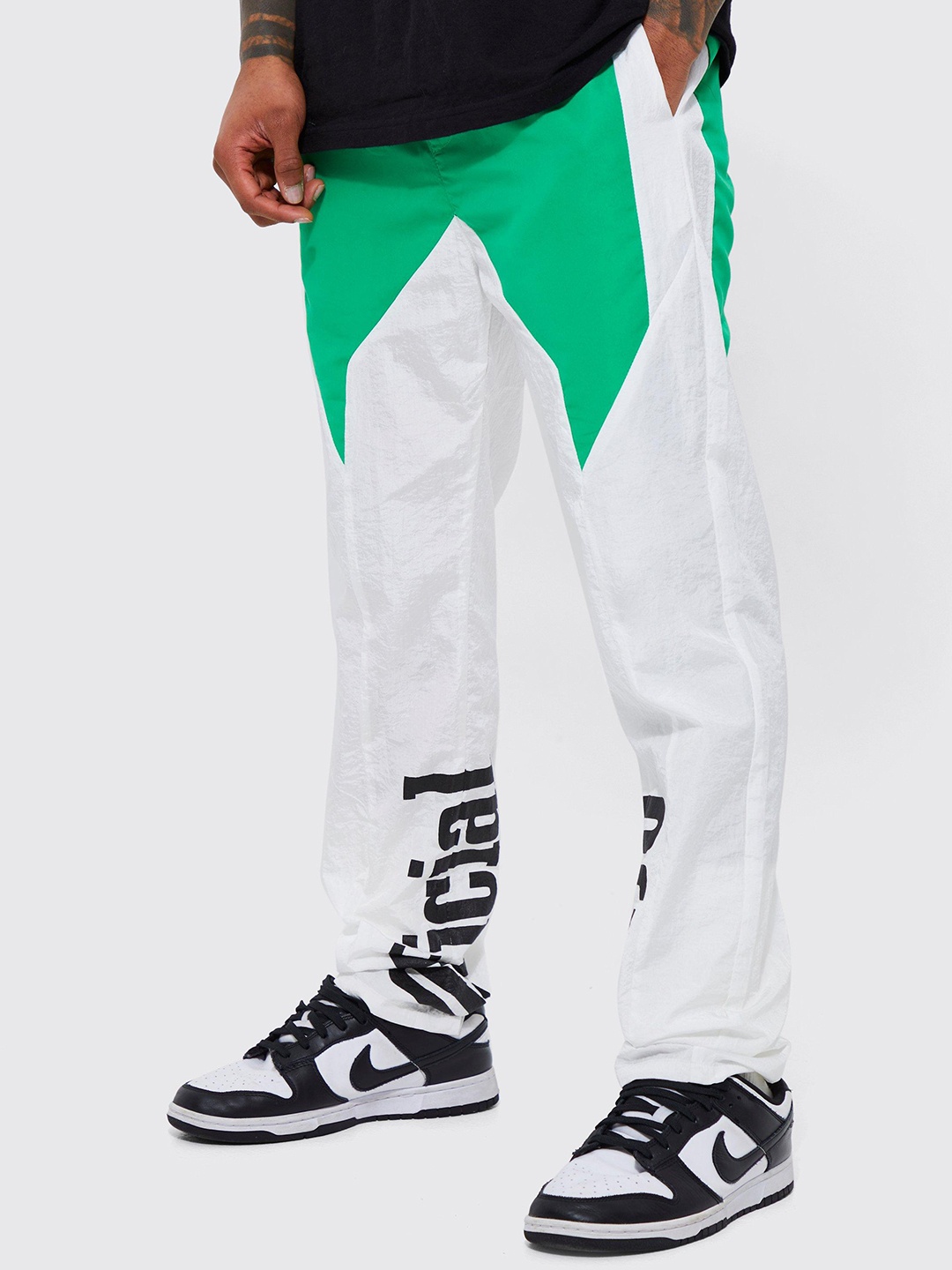 

boohooMAN Colourblocked Track Pants, Green