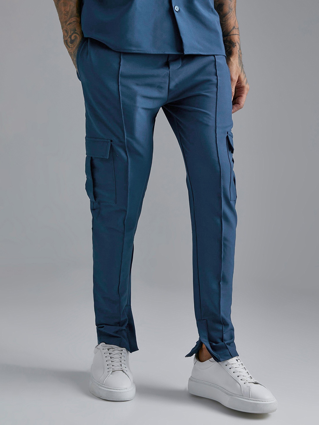 

boohooMAN Skinny Fit Pleated Cargos, Teal