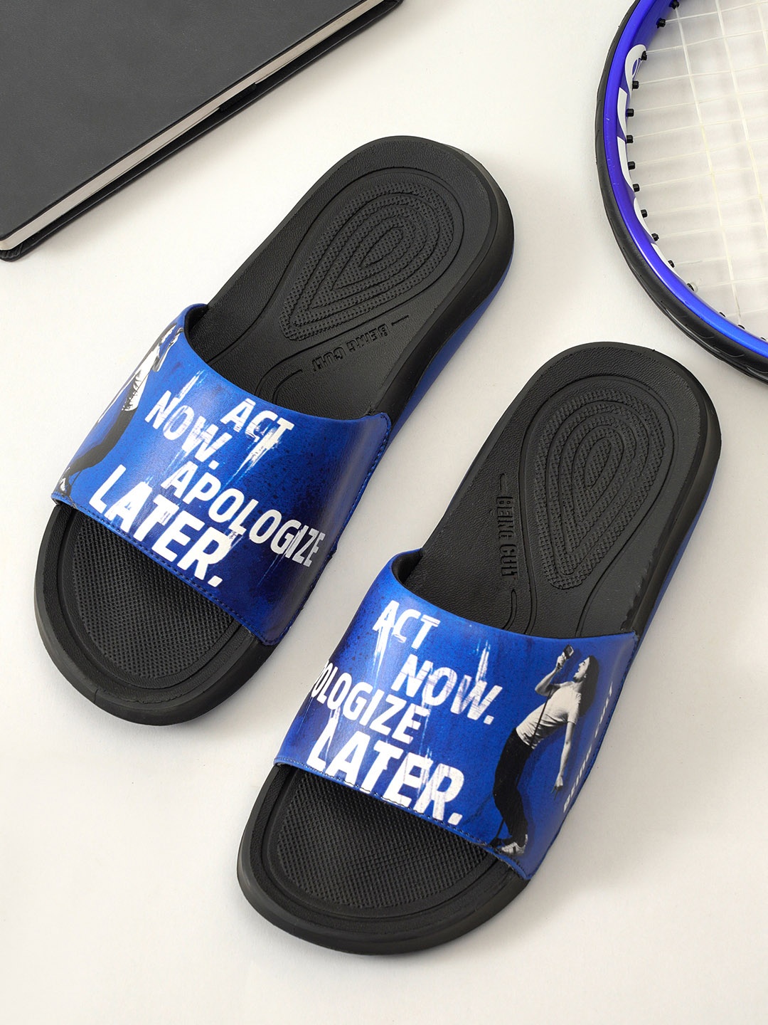 

ID Men Active Graphic Printed Sliders, Blue