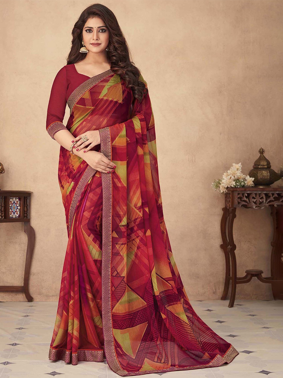 

Mitera Geometric Printed Zari Saree, Red