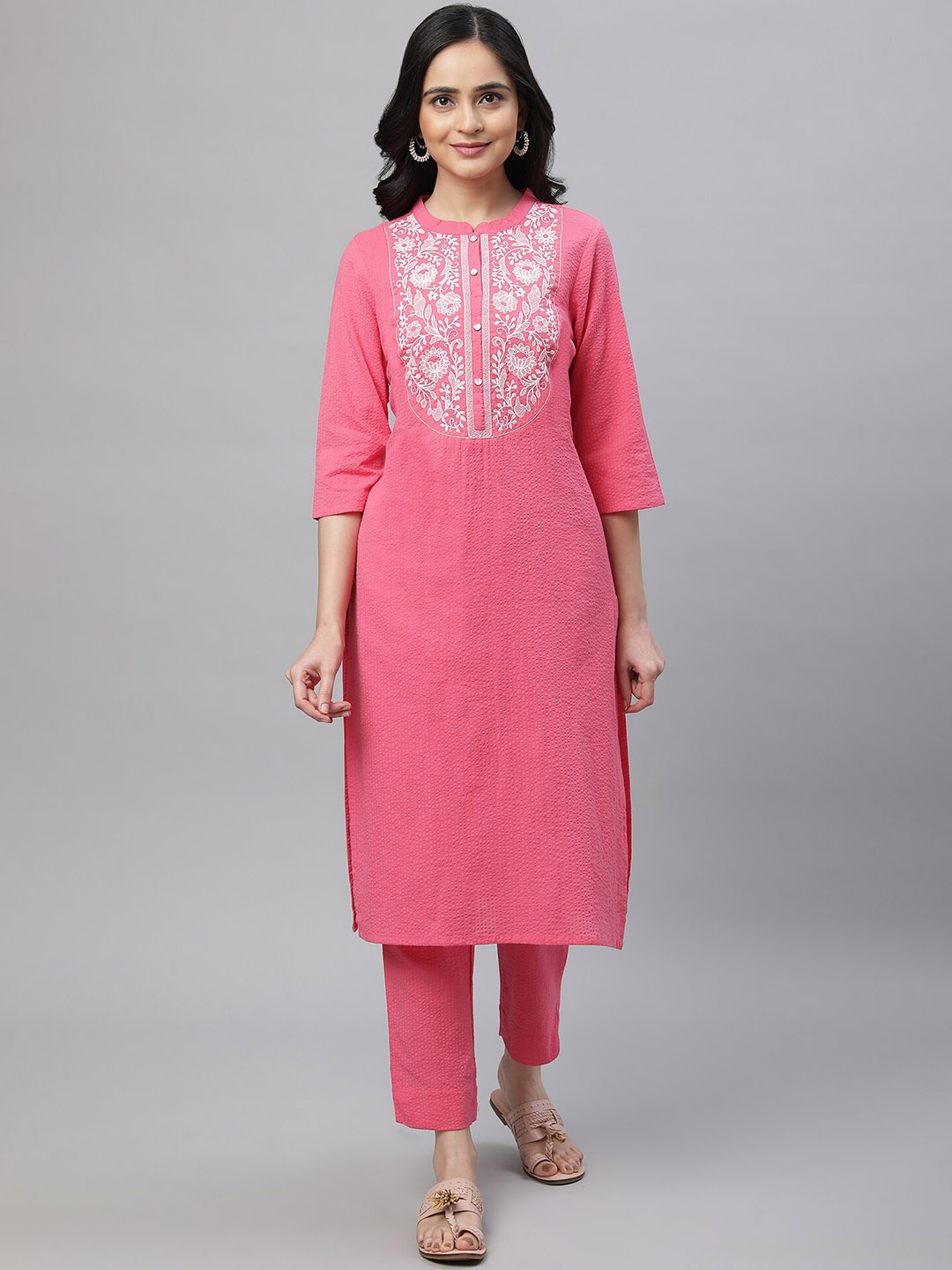 

AURELIA Ethnic Motifs Yoke Design Regular Thread Work Kurta With Trousers, Pink