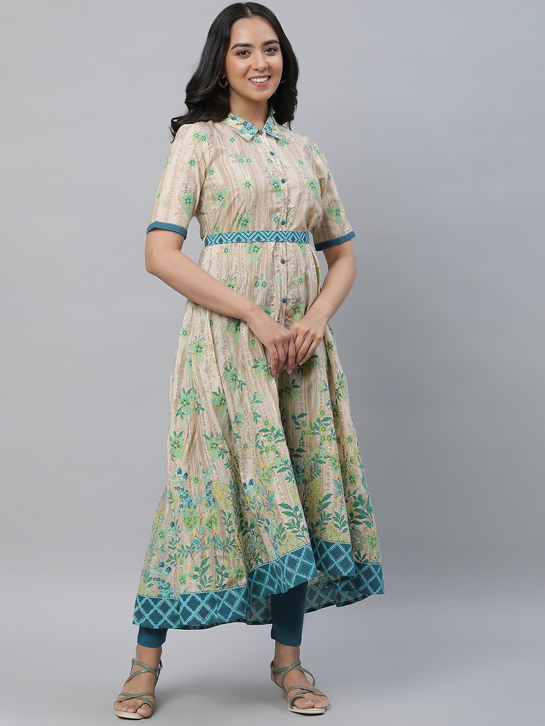 

AURELIA Floral Printed Spread Collar Anarkali Kurta With Leggings, White