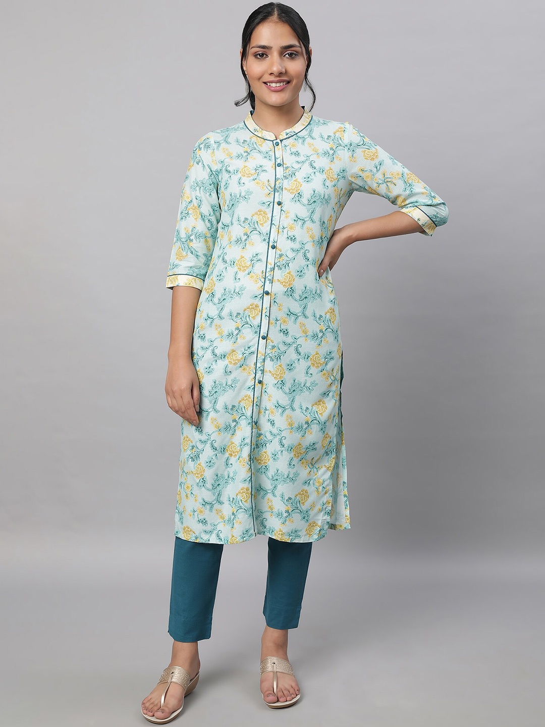 

AURELIA Floral Printed Mandarin Collar Straight Kurta with Trousers, White