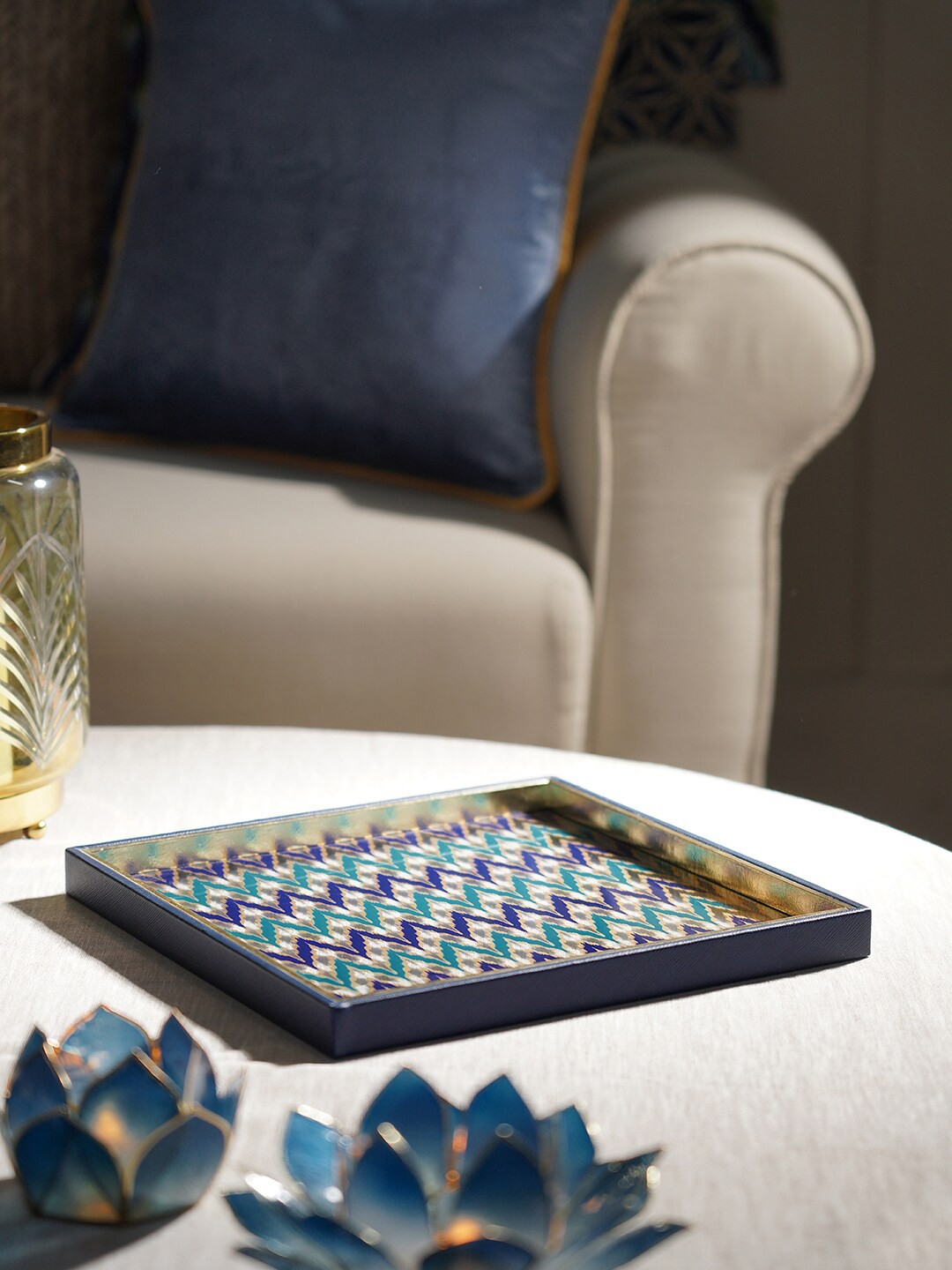 

Pure Home and Living Blue & Turquoise Blue Aztec Printed Serving Platter