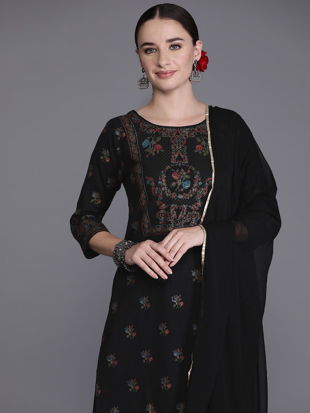 

Indo Era Floral Foil Printed Regular Kurta with Palazzos & Dupatta, Black