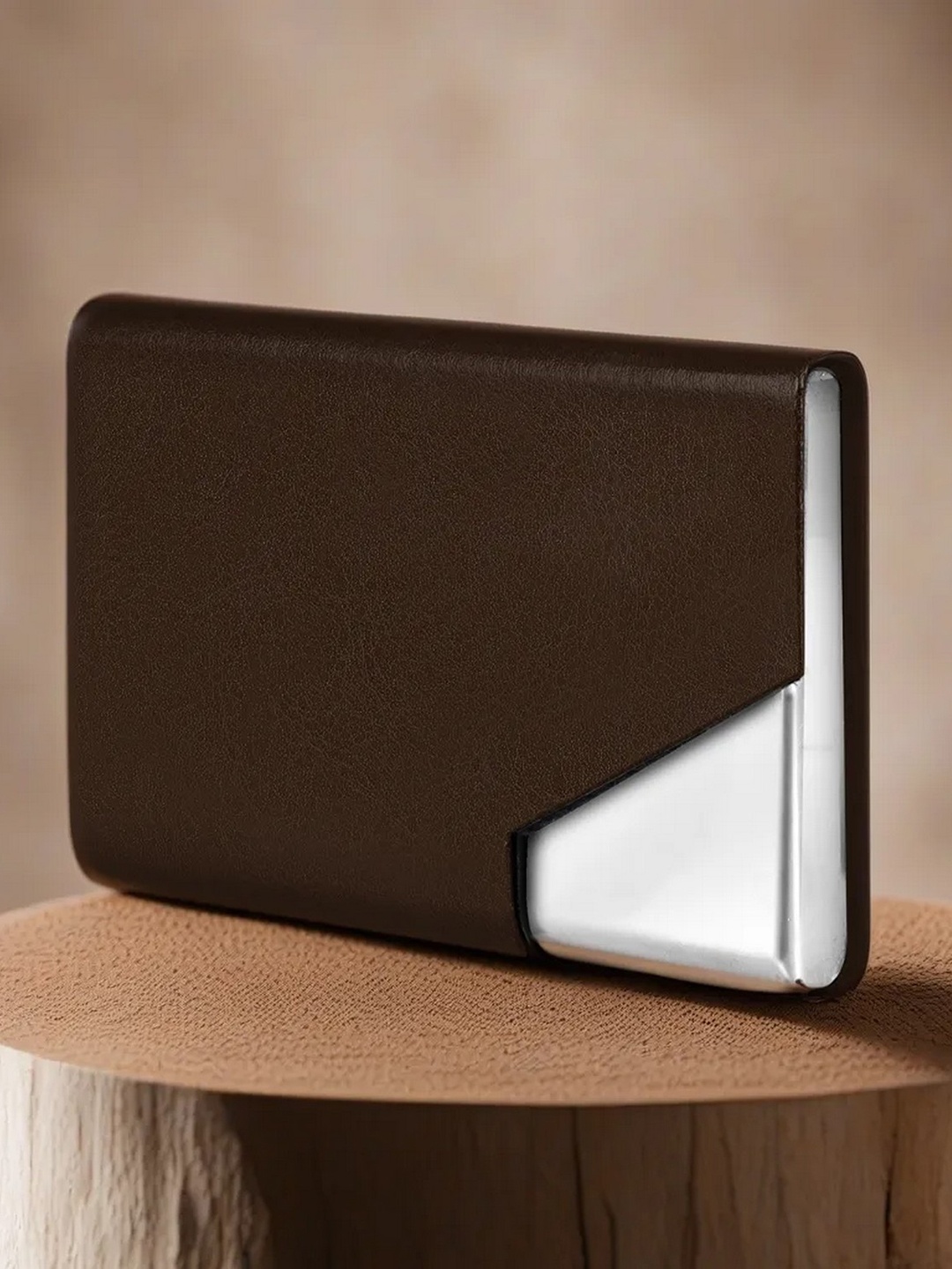 

LOREM Unisex Textured Card Holder, Brown