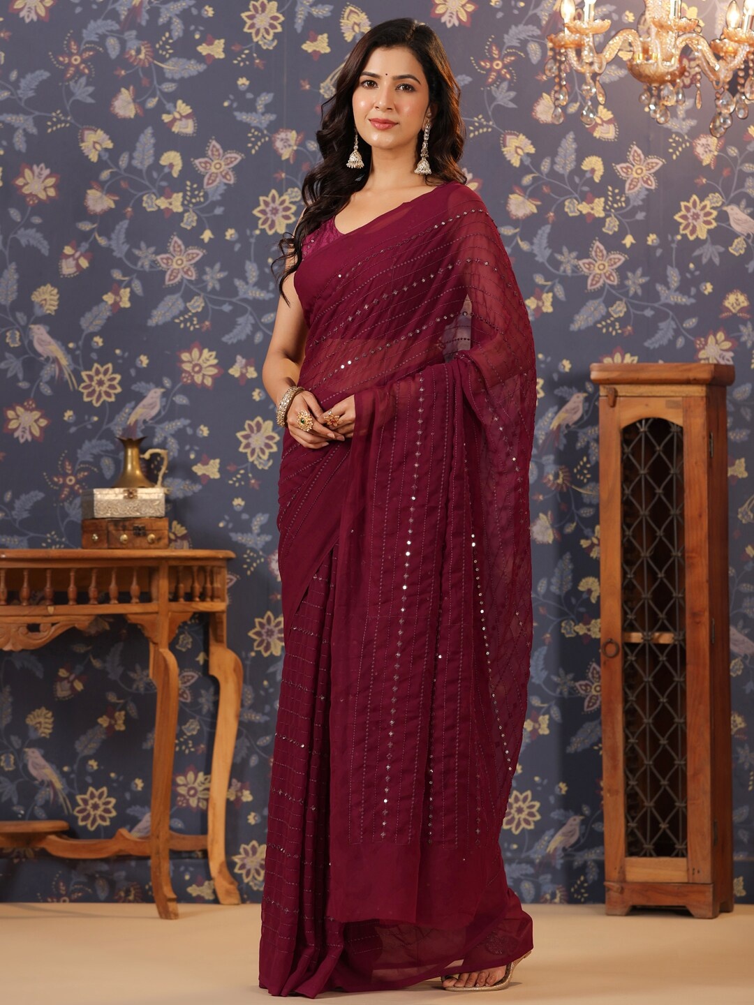 

House of Pataudi Embellished Sequined Sarees, Magenta