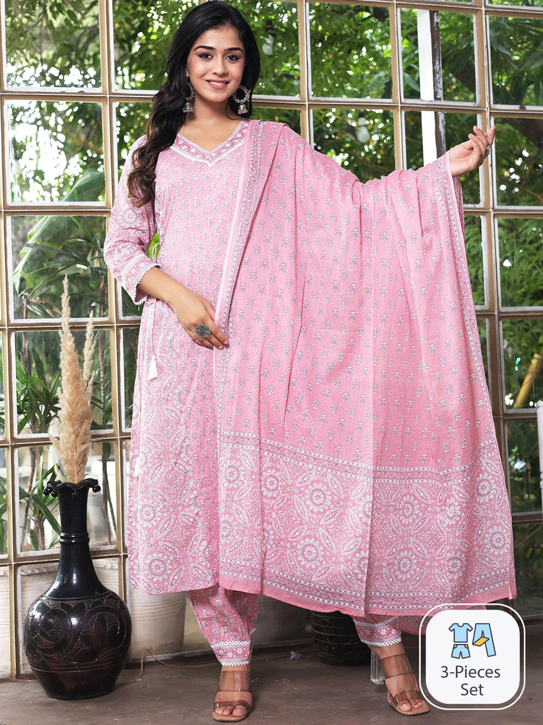 

misbis Floral Printed Angrakha Thread Work Pure Cotton Kurta With Pyjamas & Dupatta, Pink