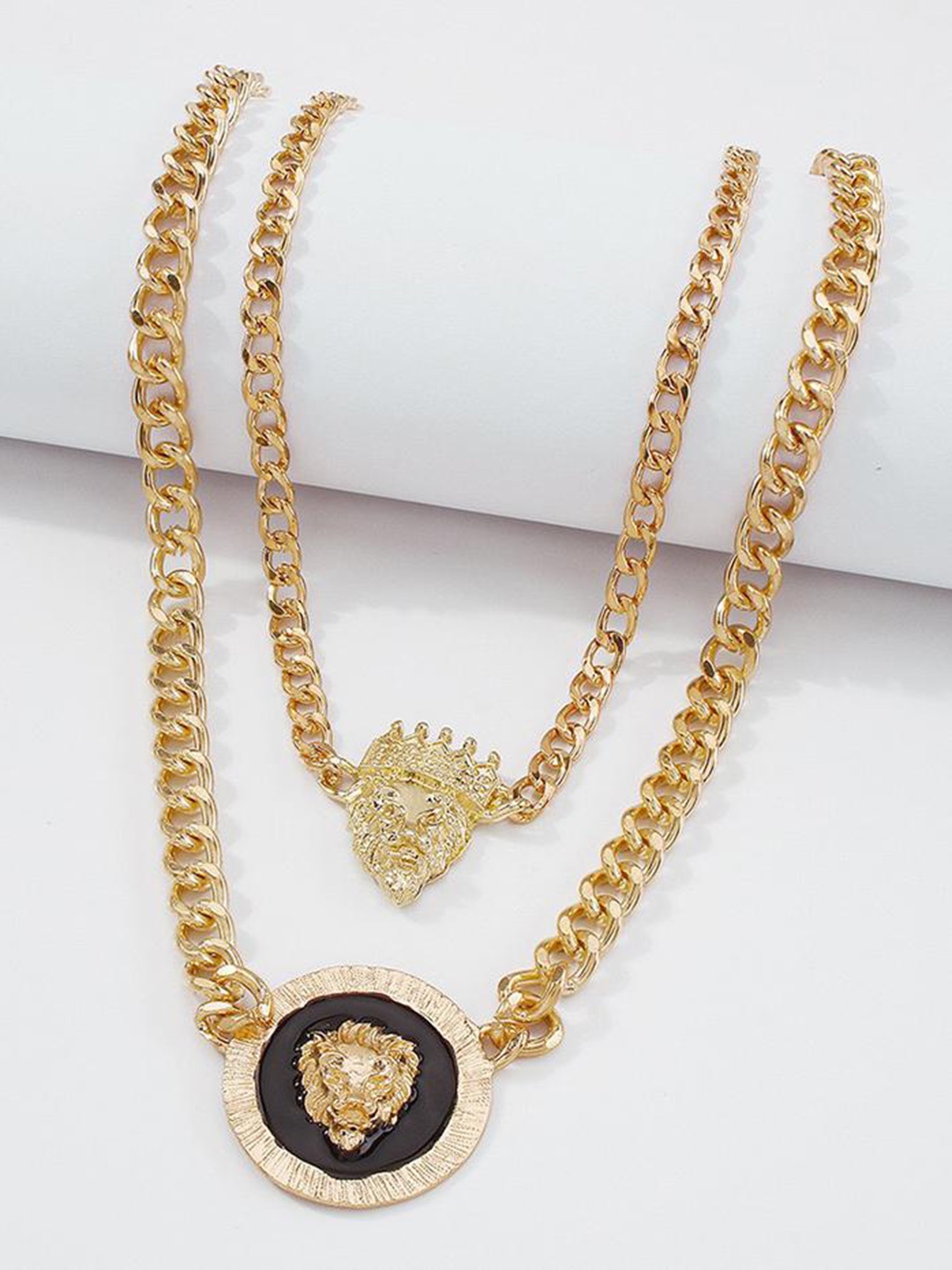 

FIMBUL Gold-Plated Layered Necklace
