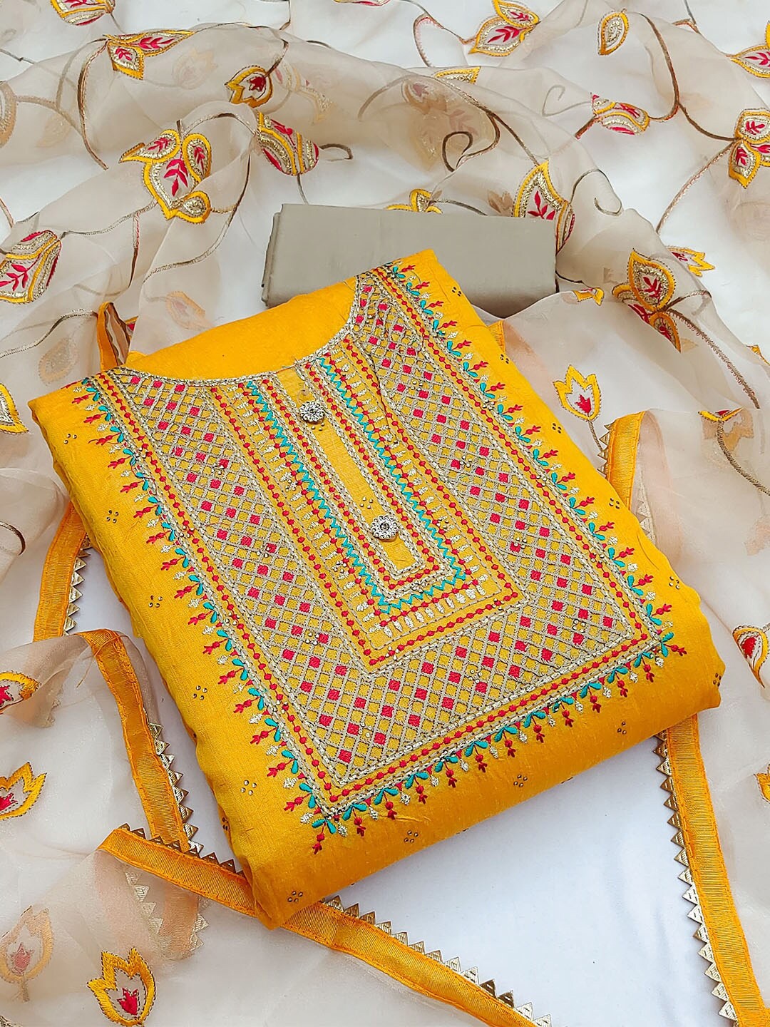 

KARAGIRI Geometric Embroidered Unstitched Dress Material, Yellow