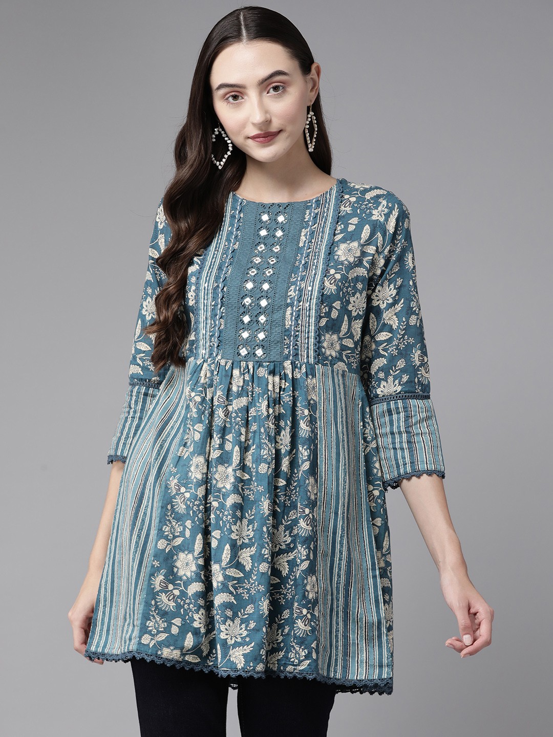 

Amirah s Embroidered Embellished Cotton Tunic, Green