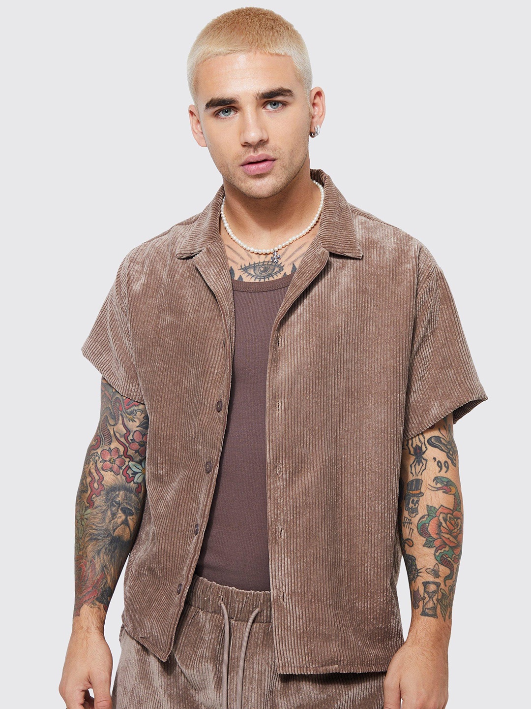 

boohooMAN Boxy Fit Pleated Casual Shirt, Taupe