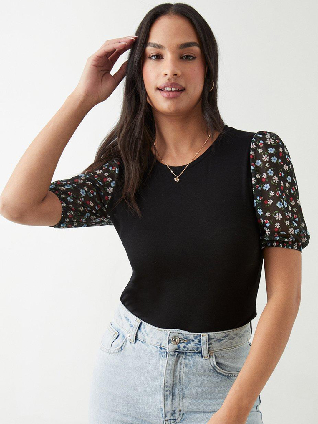 

DOROTHY PERKINS Floral Printed Puff Sleeves Fitted Top, Black