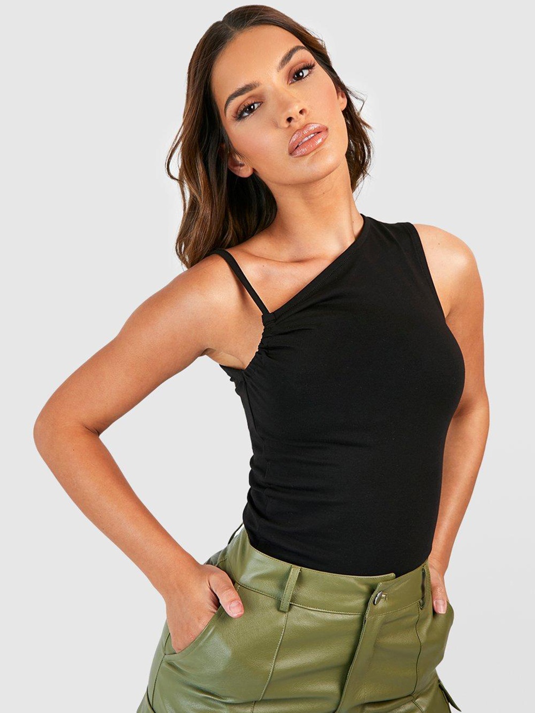 

Boohoo Ruched Asymmetric Neck Fitted Top, Black