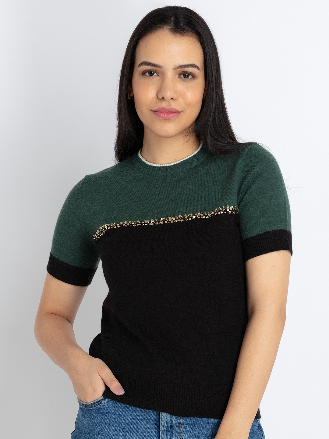 

Status Quo Colourblocked Embellished Sweatshirt, Green