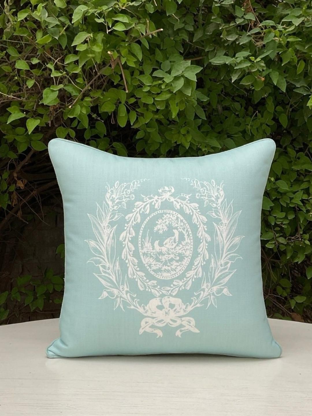 

Studio Covers Blue & White Ethnic Motifs Square Cushion Cover
