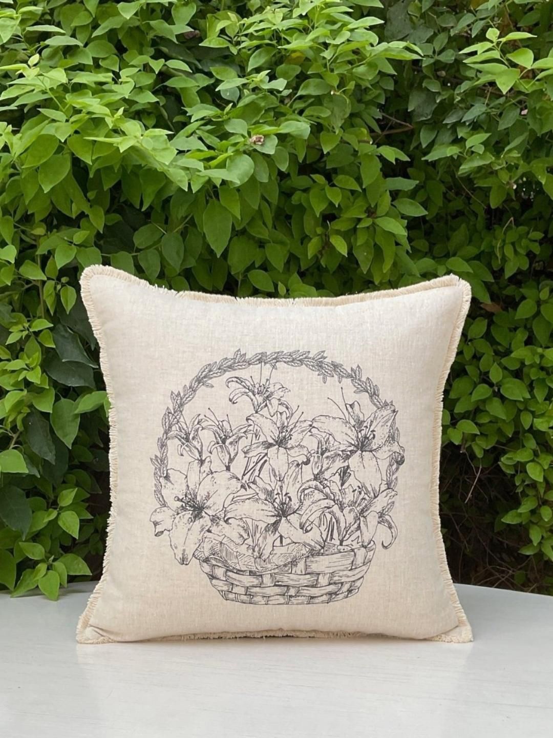 

Studio Covers Beige & Black Floral Printed Cotton Square Cushion Cover