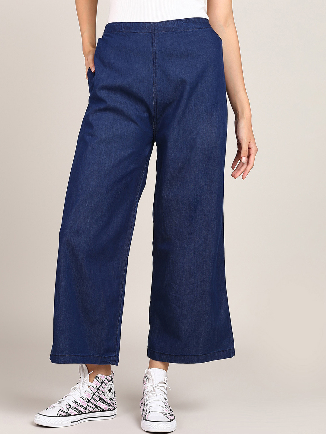 

DressBerry Women Blue Jean Flared Mid-Rise Clean Look Non Stretchable Jeans