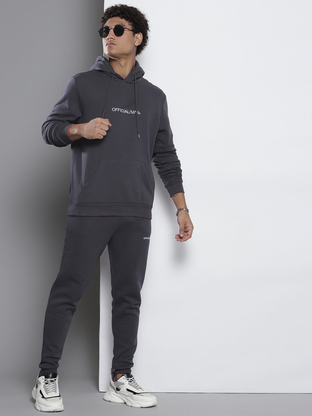 

boohooMAN Men Hooded Tracksuit, Grey