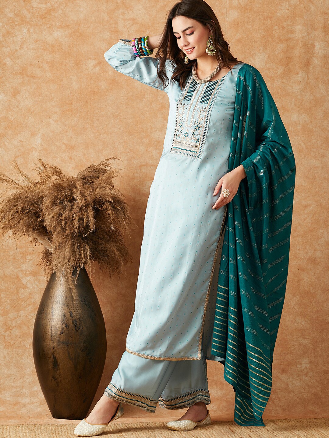 

Sangria Embroidered Straight Kurta With Palazzo & Dupatta, Turquoise blue