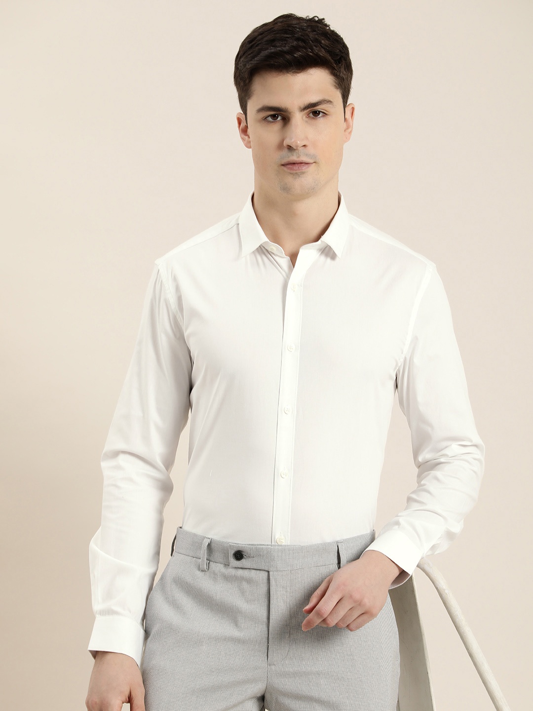 

INVICTUS Men Original Slim Fit Opaque Formal Shirt, White