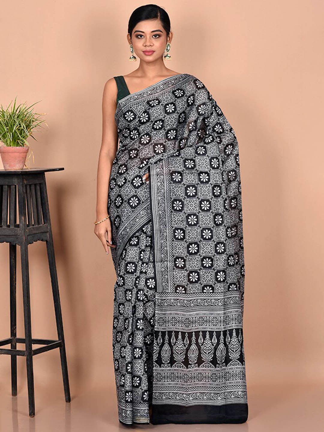 

AllSilks Floral Printed Pure Silk Saree, Black