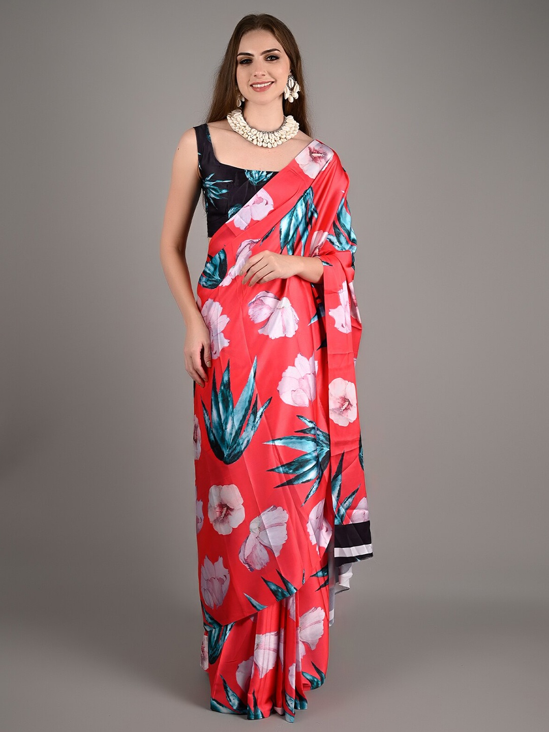 

ODETTE Floral Printed Satin Saree, Red