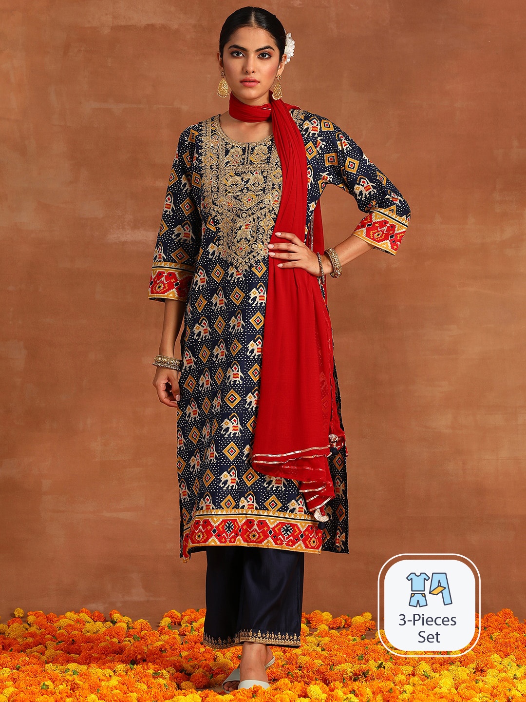 

Indo Era Ethnic Motifs Printed Thread Work Kurta & Palazzos With Dupatta, Navy blue