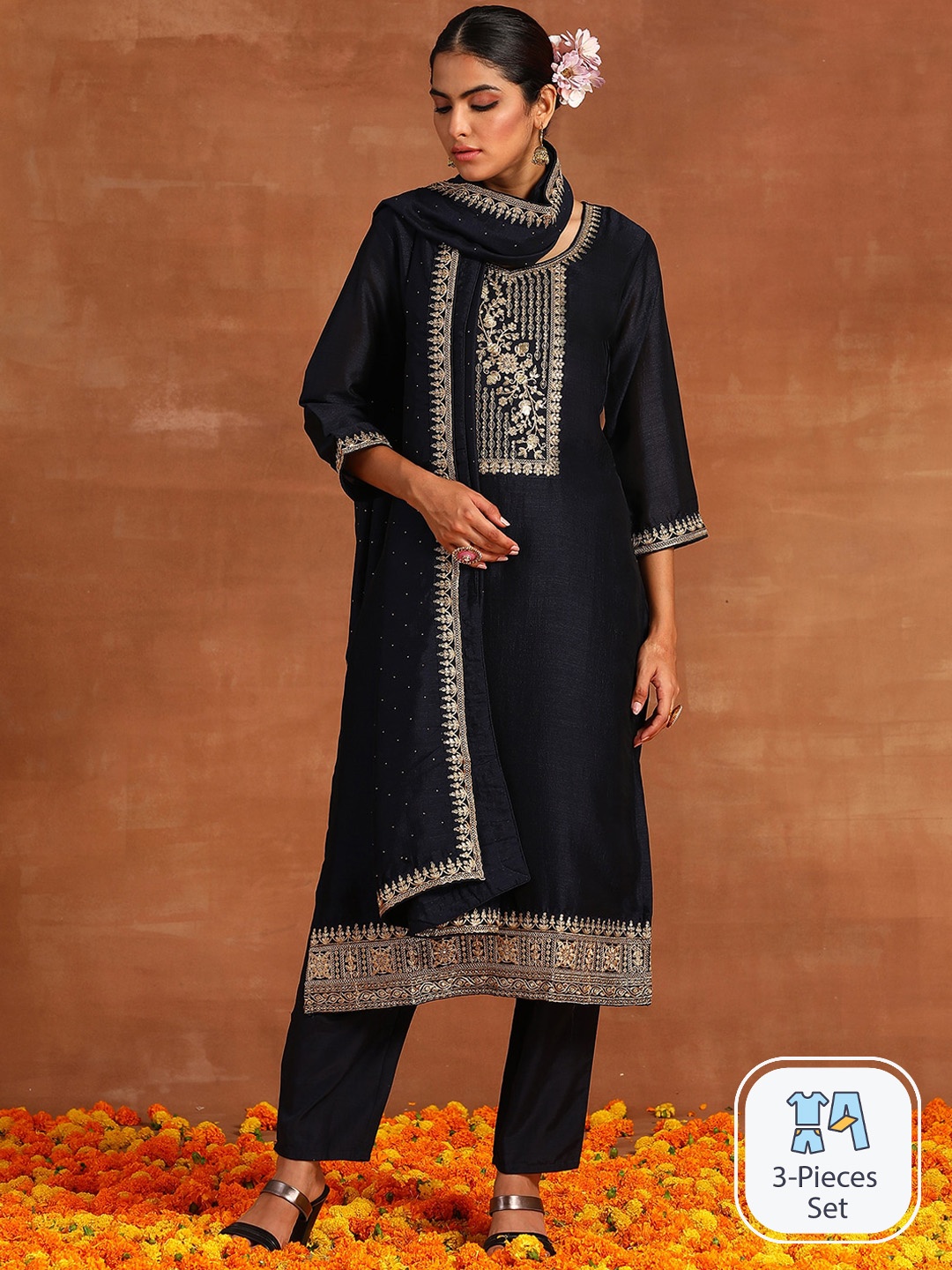 

Indo Era Floral Yoke Design Sequinned Detail Straight Kurta & Trousers With Dupatta, Navy blue