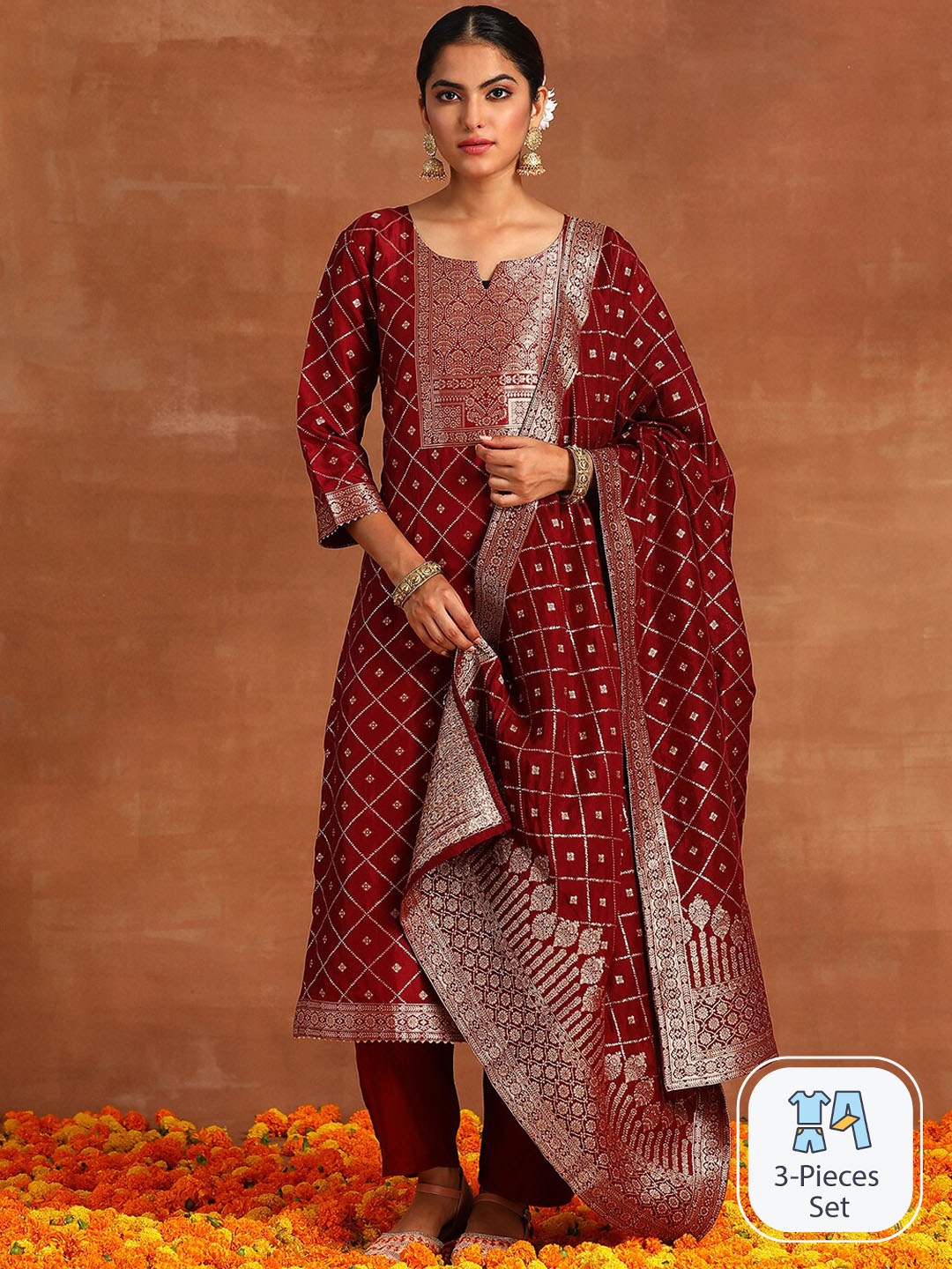 Indo Era Geometric Woven Designed Zari Detailed Kurta 