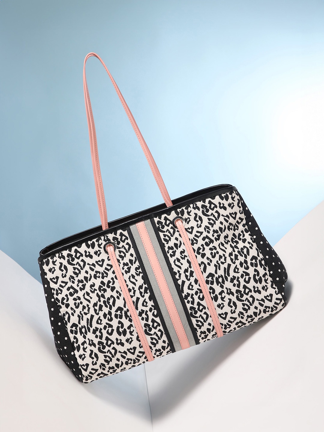 

Berrylush Animal Printed Oversized Swagger Tote Bag, Beige
