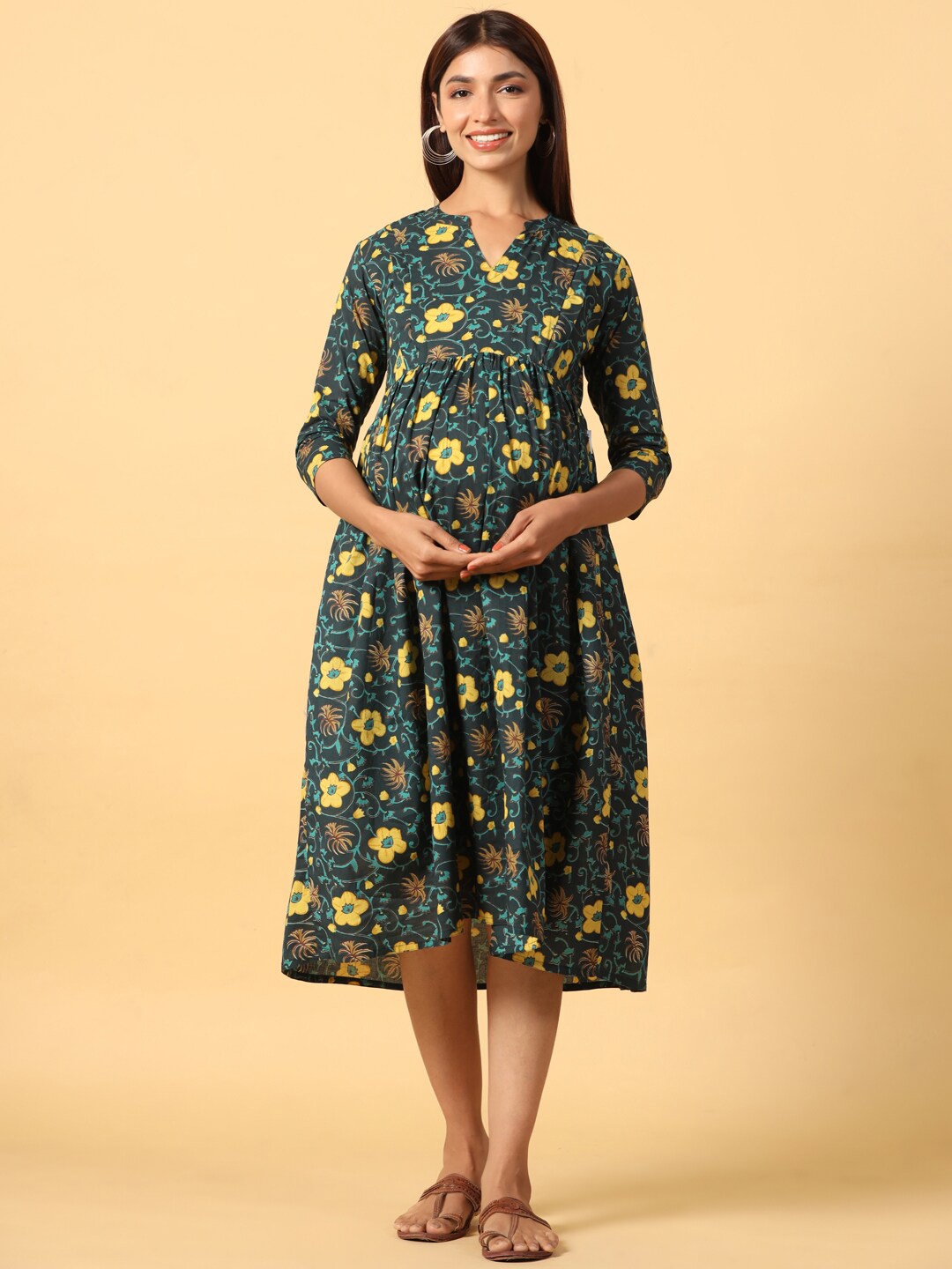 

CRAFIQA Floral Printed Maternity & Nursing Pure Cotton Pleated Fit & Flare Midi Dress, Green