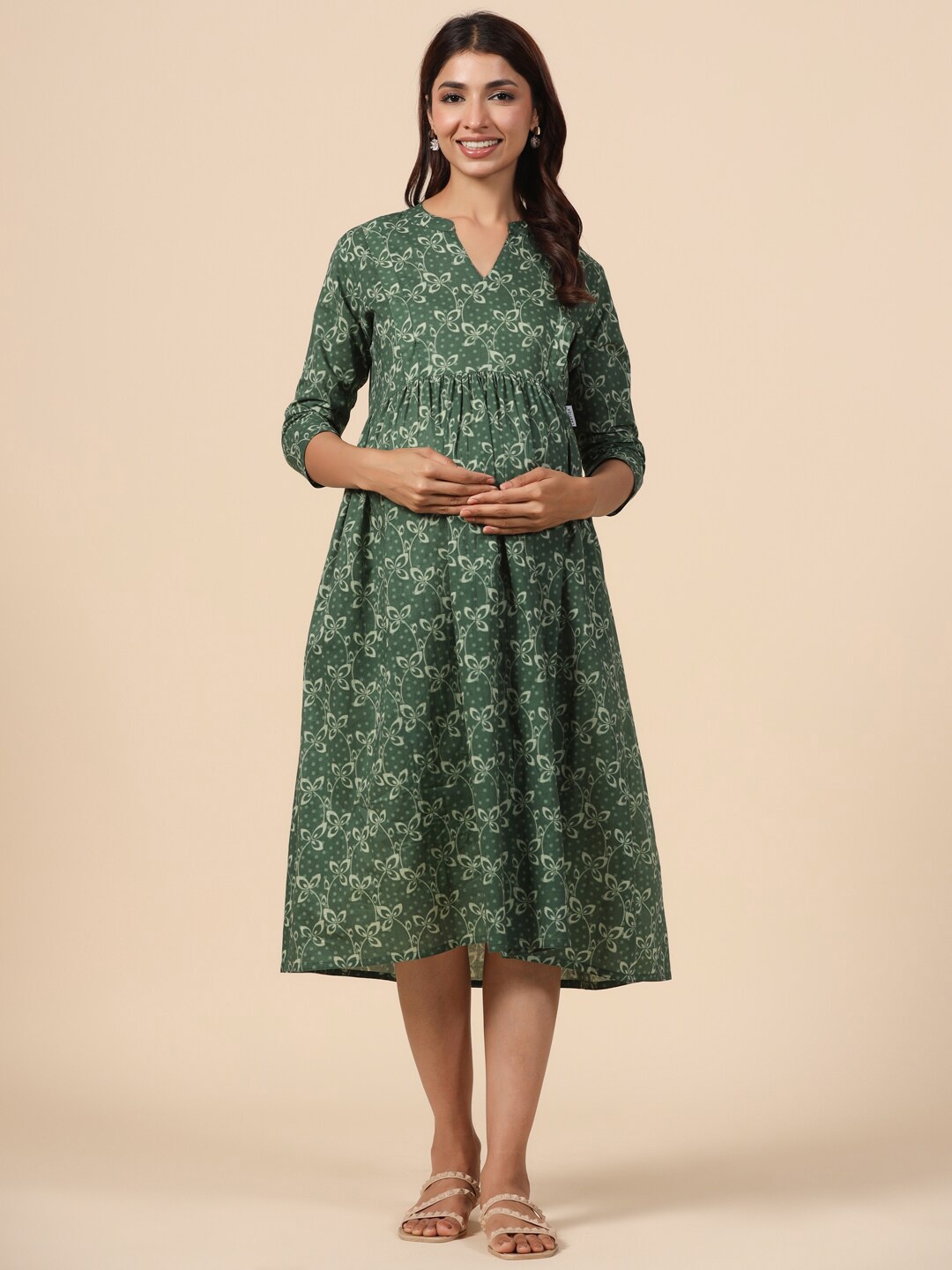 

CRAFIQA Floral Printed Maternity & Nursing Pure Cotton Pleated Fit & Flare Midi Dress, Green
