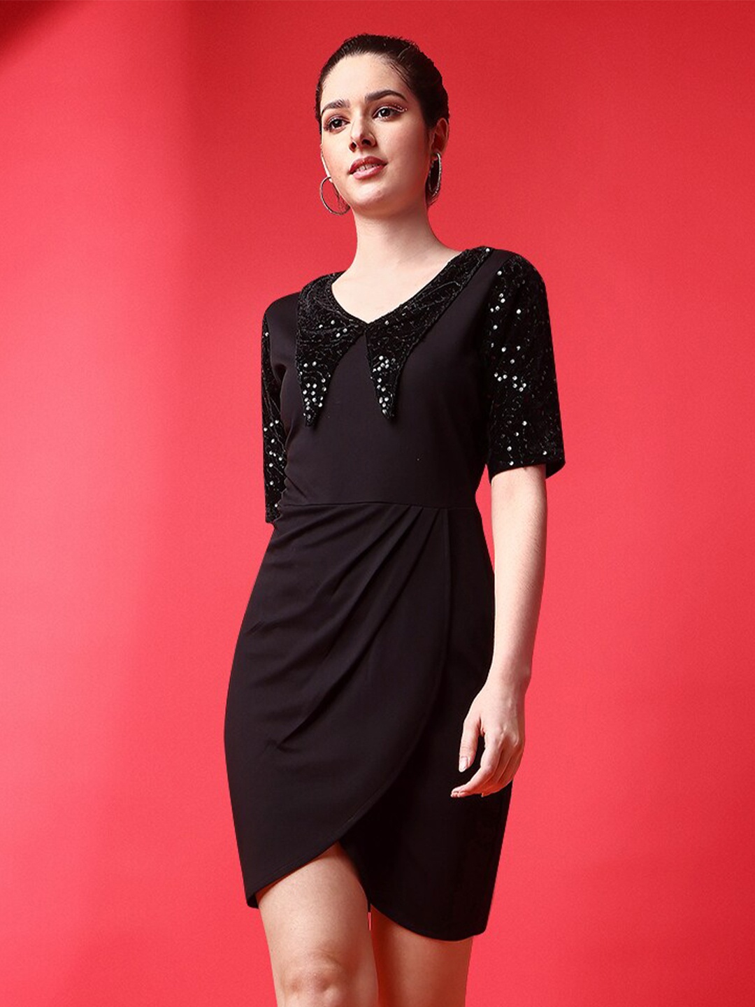 

BAESD V-Neck Sequinned Sheath Dress, Black